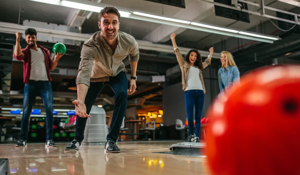 he-s-the-king-of-bowling-2023-11-27-05-36-20-utc